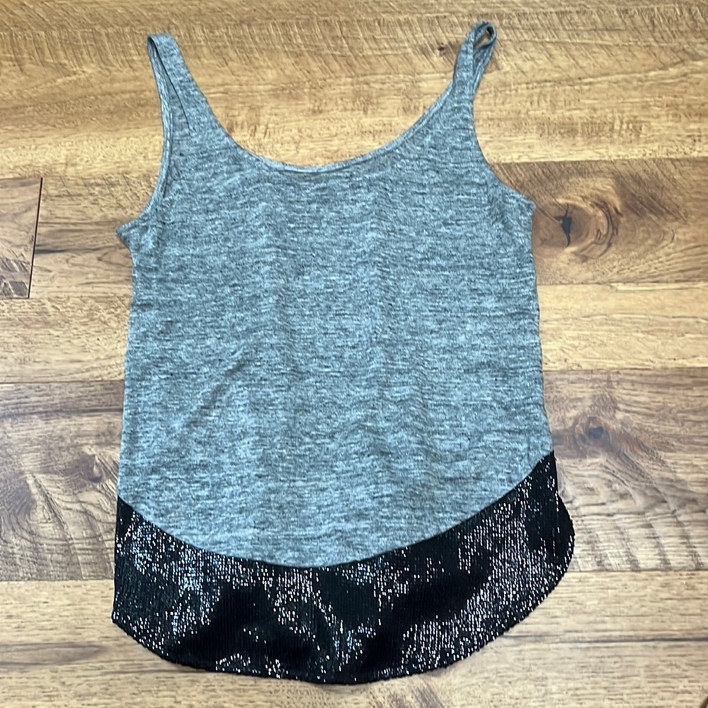PJK Woman’s Grey Tank Top Sparkly Bottom Size M